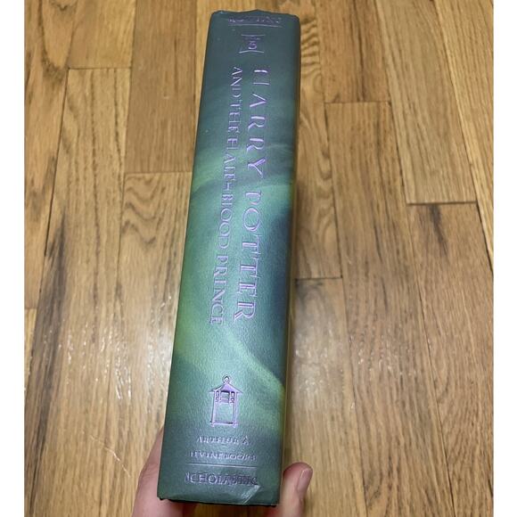 Harry Potter and The Half-Blood Prince 1st Edition 652 Pages 11 O.W.L.s Error - Picture 2 of 5